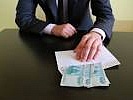 Прокурор Советского района г. Ростова-на-Дону поддержал государственное обвинение в отношении преподавателя техникума, обвиняемого в получении взятки