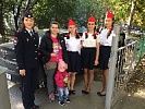 Юные инспекторы движения помогают разным поколениям ростовчан обеспечивать свою безопасность на дороге