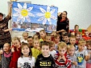 Родители ростовских дошкольников создали ромашки-напоминания для своих детей в поддержку Всероссийской детской эстафеты безопасности #Дорога-символ Жизни!