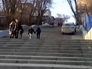 Полиция Ростова-на-Дону ищет очевидцев нарушения ПДД водителем автомобиля BMW-X5