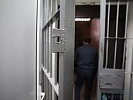 В г. Каменск-Шахтинский перед судом предстанет заключенный, обвиняемый в нападении на сотрудника исправительной колонии