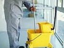 Клиннинговая компания привлечена к административной ответственности за нарушение прав работников на заключение трудовых договоров