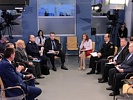 В преддверии Международного дня борьбы с коррупцией работники прокуратуры области приняли участие в проведении «круглого стола», посвященного вопросам противодействия данному явлению