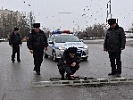 Сотрудники донской Госавтоинспекции при поддержке Общественного совета при областном полицейском главке продолжают выявлять недостатки в содержании автомобильных дорог Ростова-на-Дону 